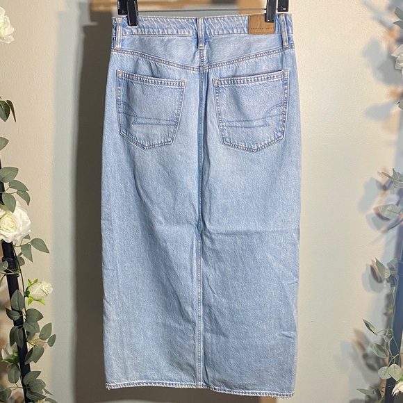 American Eagle Outfitters Light Blue Denim Pencil Skirt - Picture 2 of 3